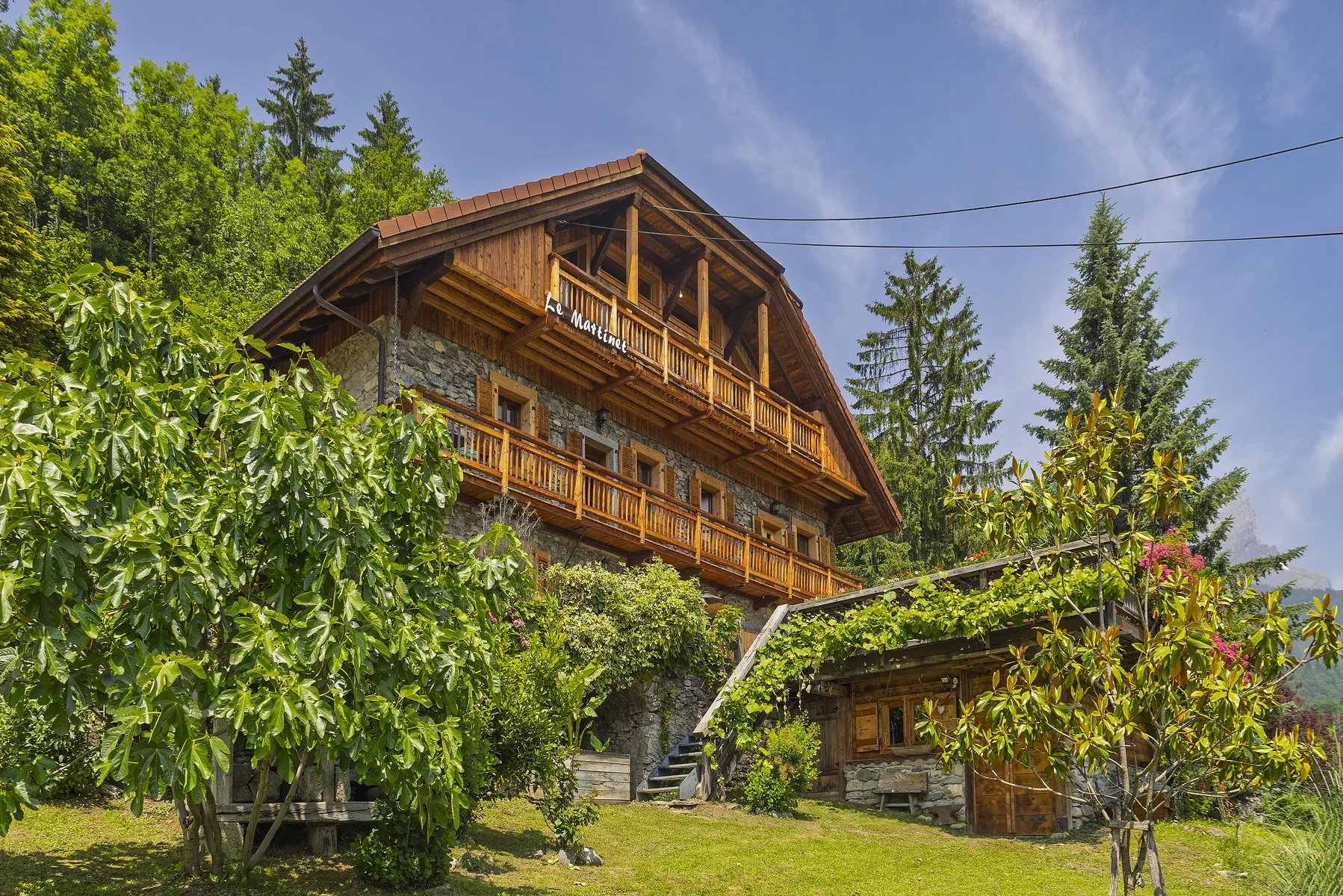 PASSY - A historic, beautifully restored, 7-bedroom coaching inn Accommodation in Chamonix