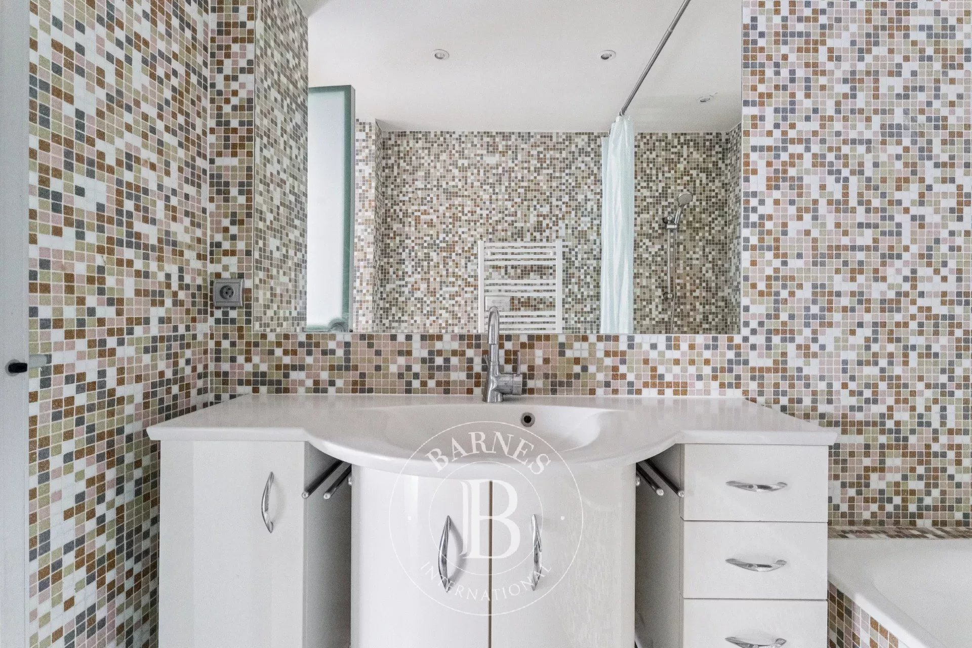 Daire Paris 16ème - picture 11