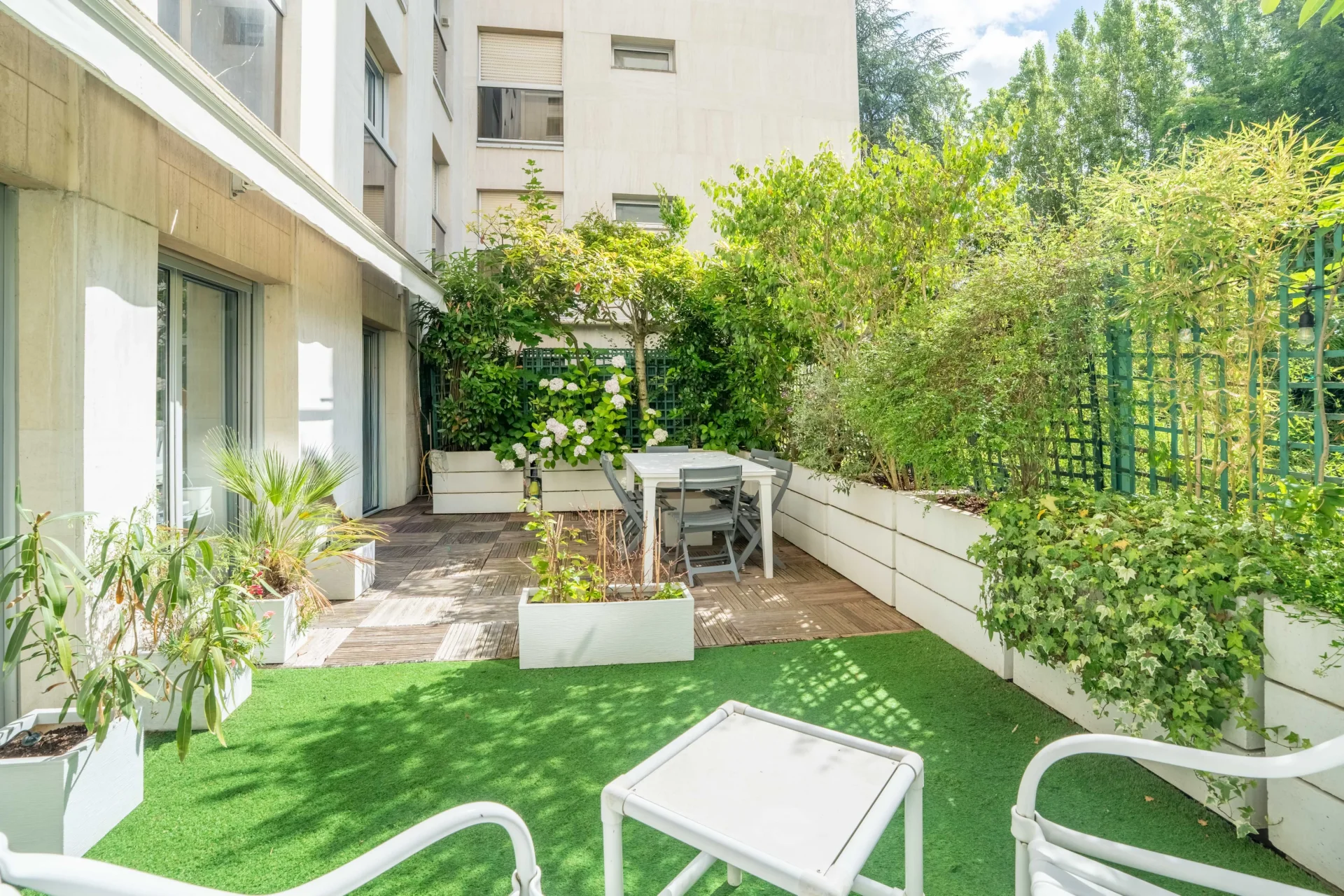 Neuilly-sur-Seine - ÎLE DE LA JATTE