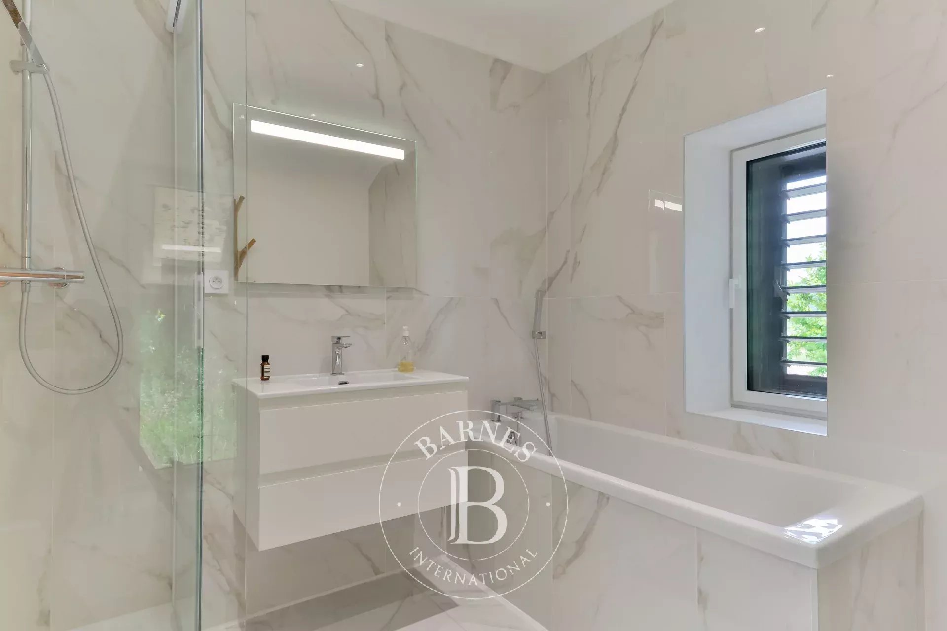 Ev Collonges-au-Mont-d'Or - picture 14