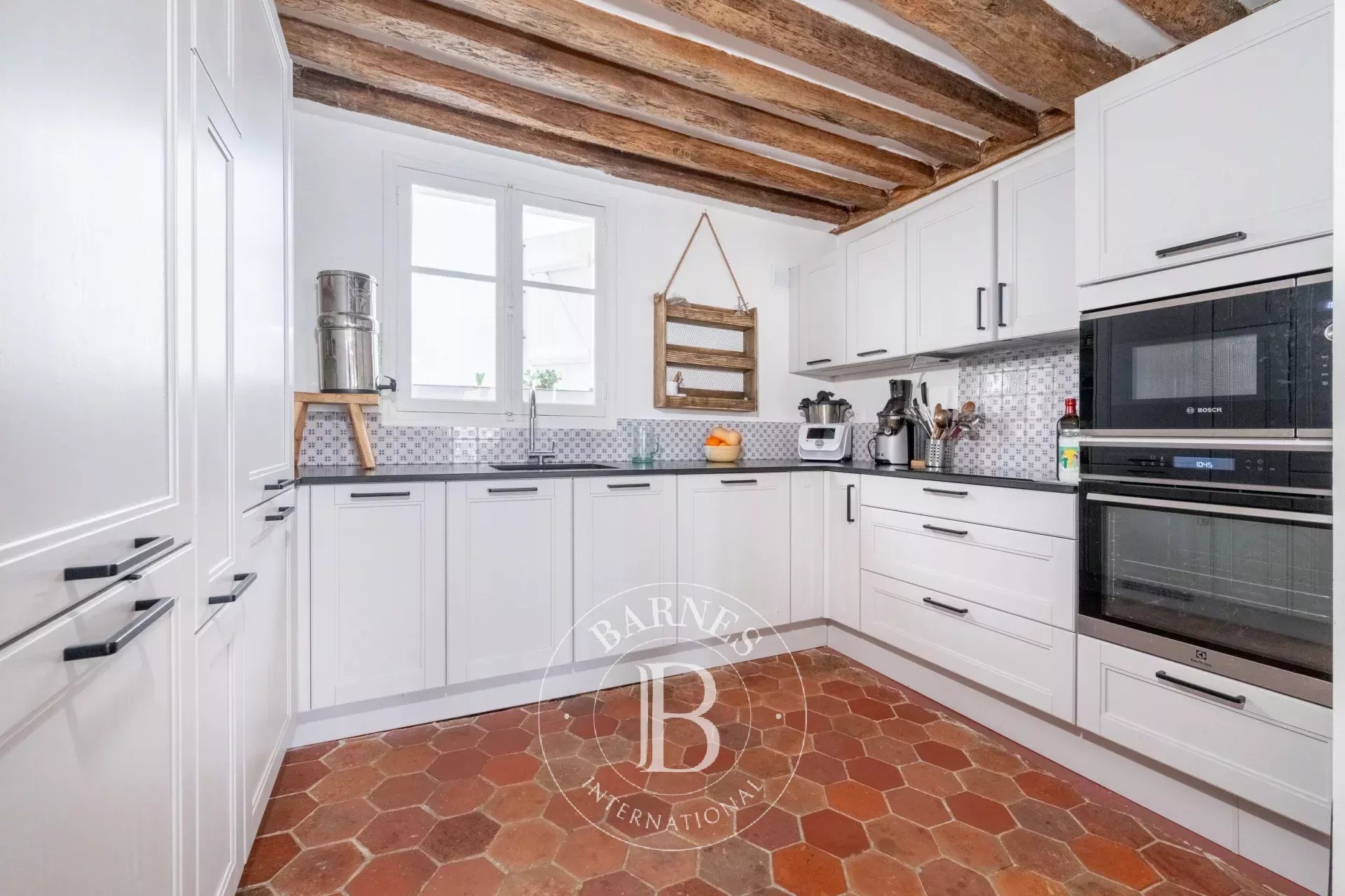 Daire Paris 3ème - picture 5