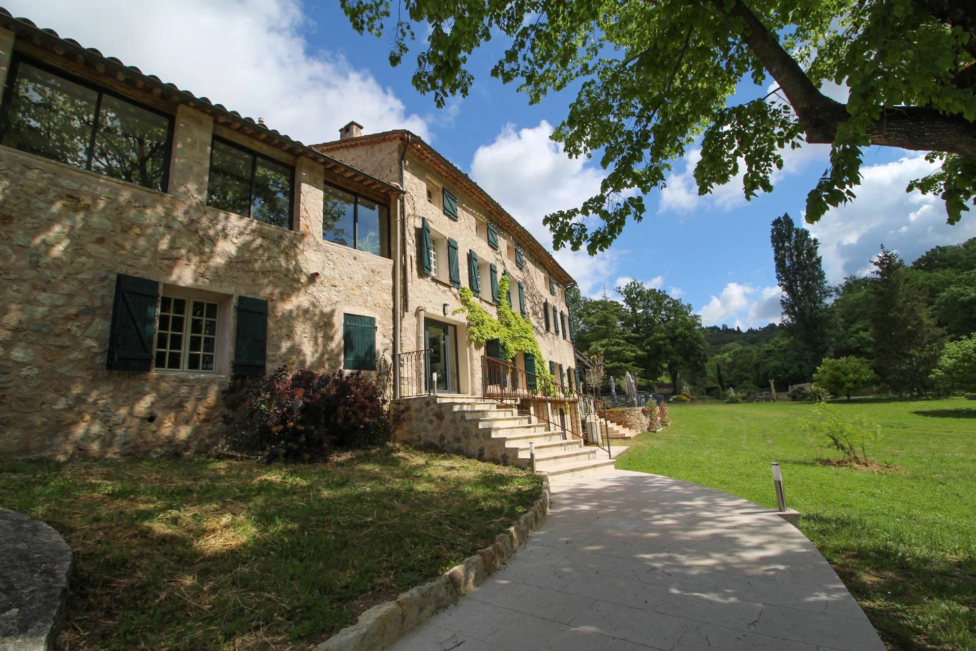 Magnificent 14th century property with pool  - Callian