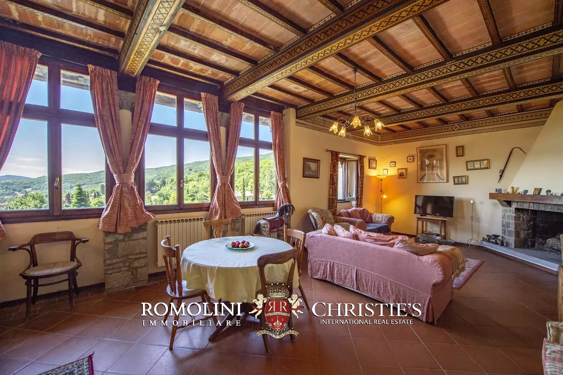 MANOR HOUSE FOR SALE IN CAPRESE MICHELANGELO, TUSCANY