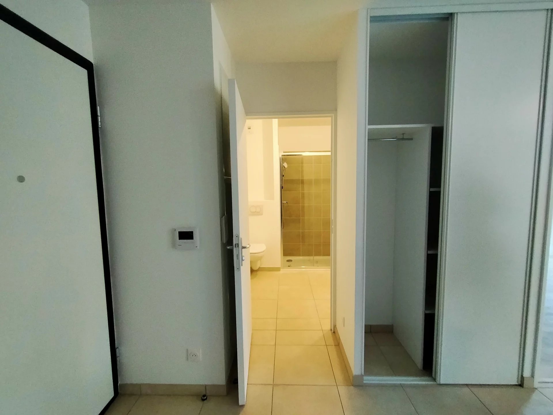 7932591 Location Champagne-au-Mont-d’Or