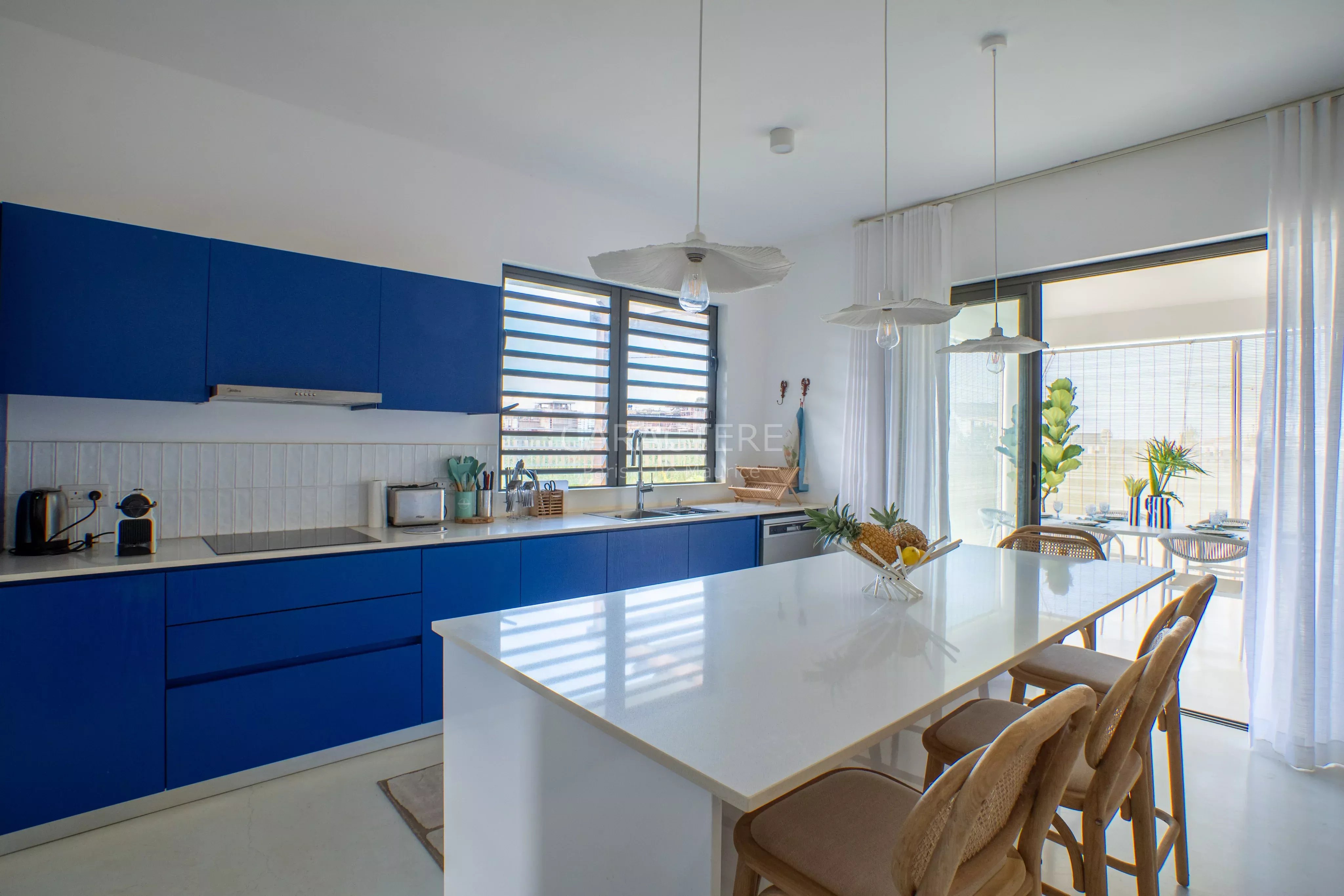 Villa contemporaine meublée à Azuri