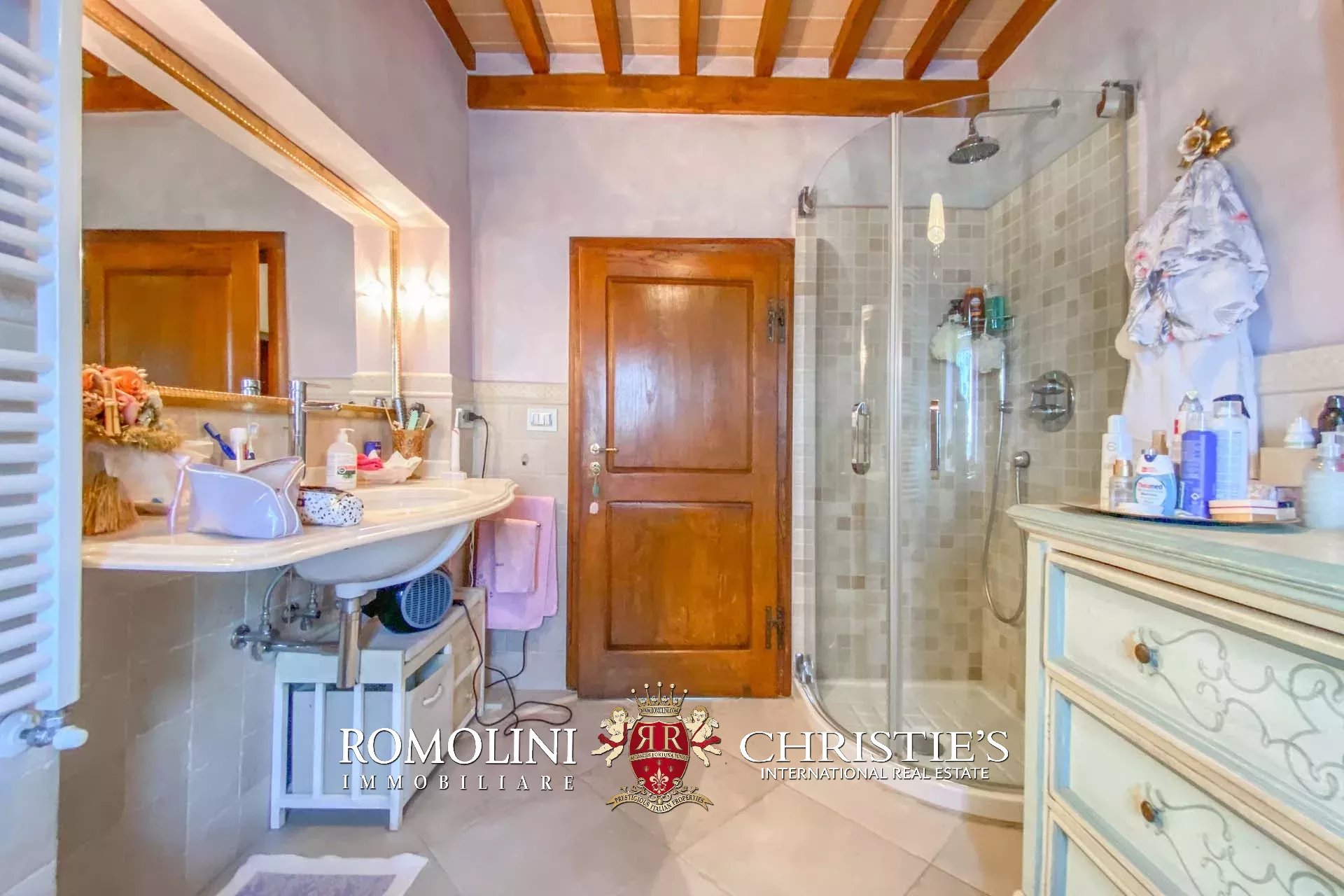 4 Bedroom Villa/Townhouse's Image 14