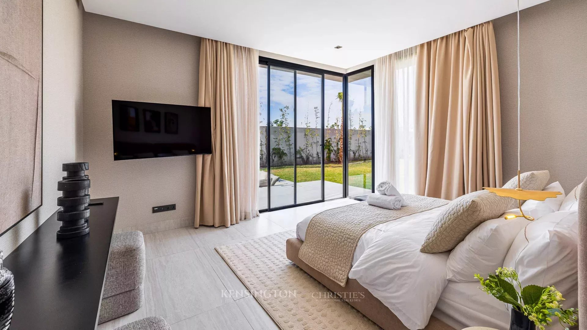 5 Bedroom Villa/Townhouse's Image 37