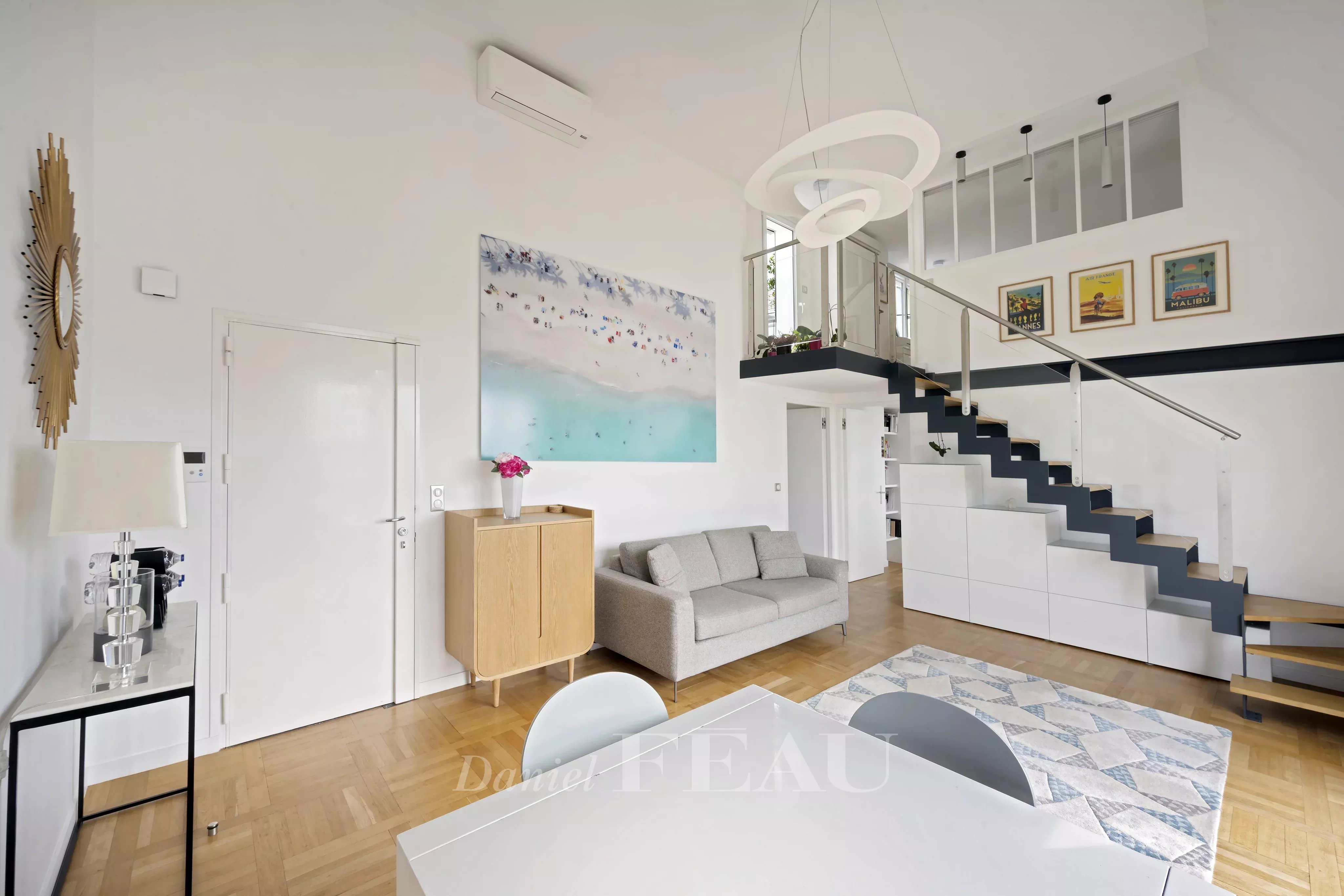 Sale Apartment Paris 15th