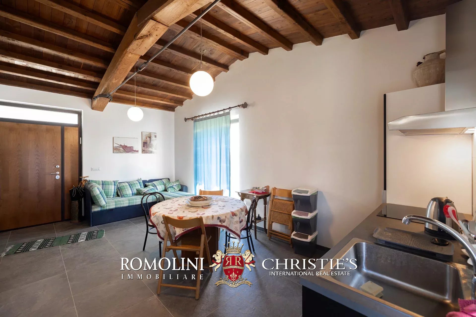 27 Bedroom Villa/Townhouse's Image 120