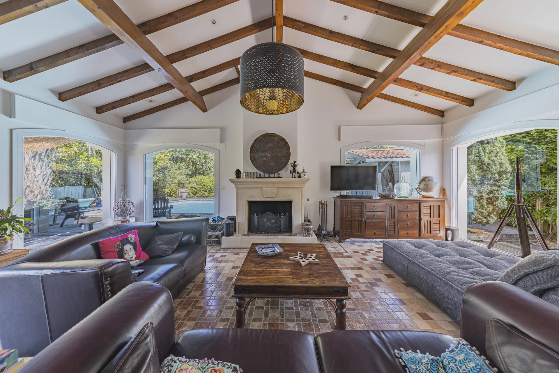 Villa contemporaine de 5 chambres