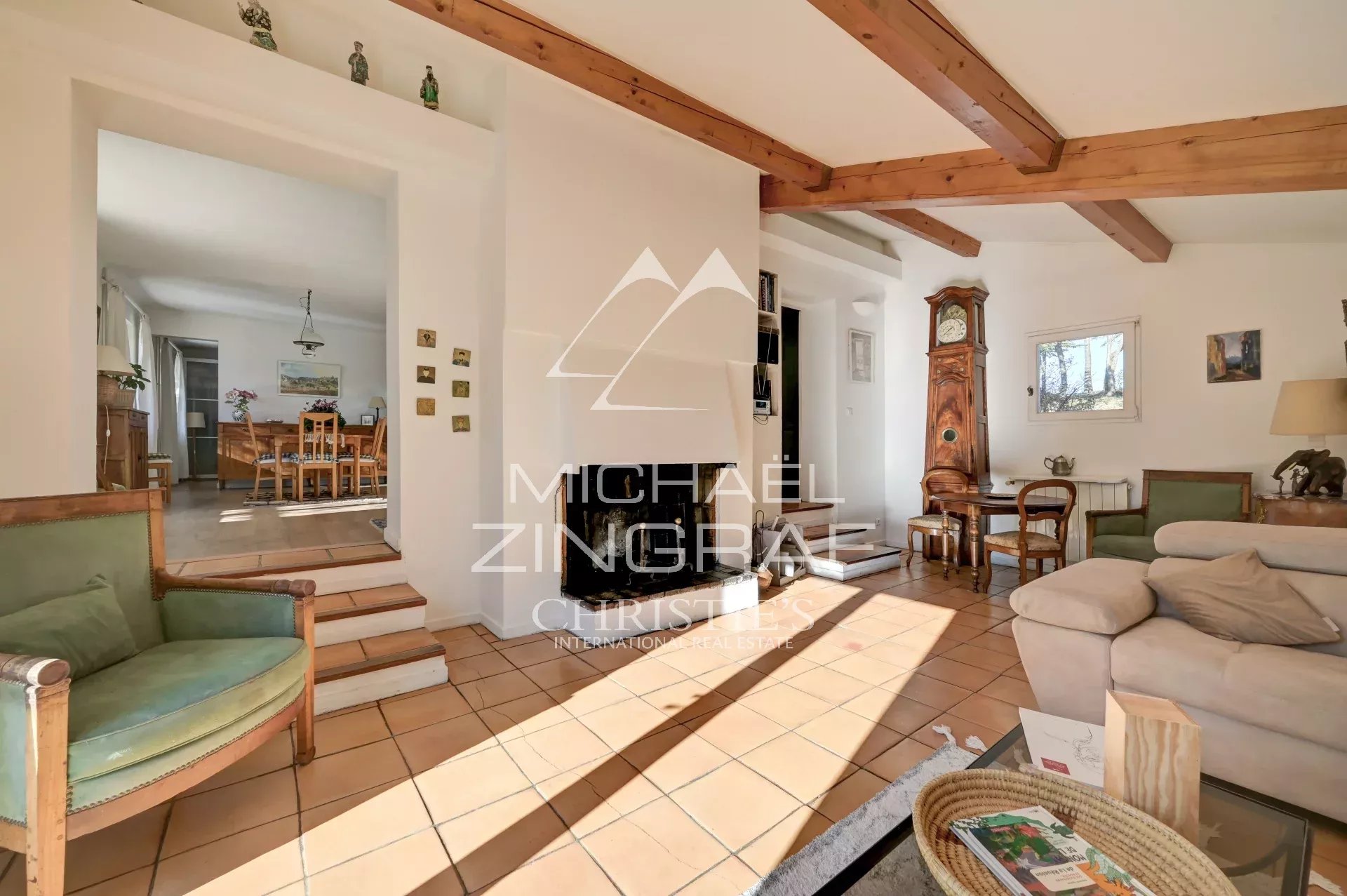 5 Bedroom Villa/Townhouse's Image 11