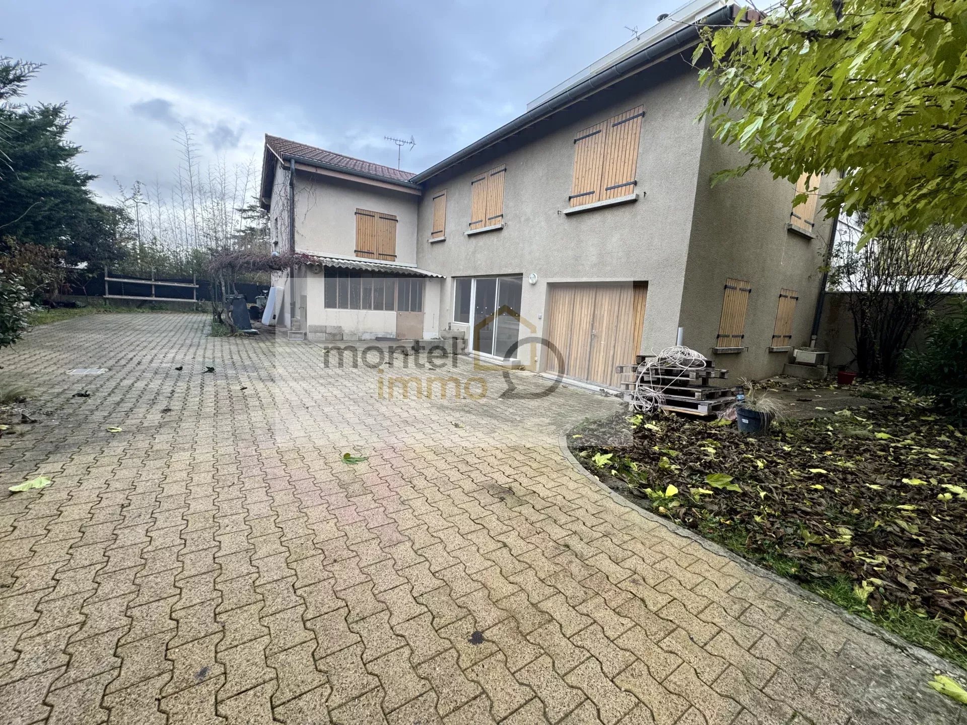 Agence immobilière de 