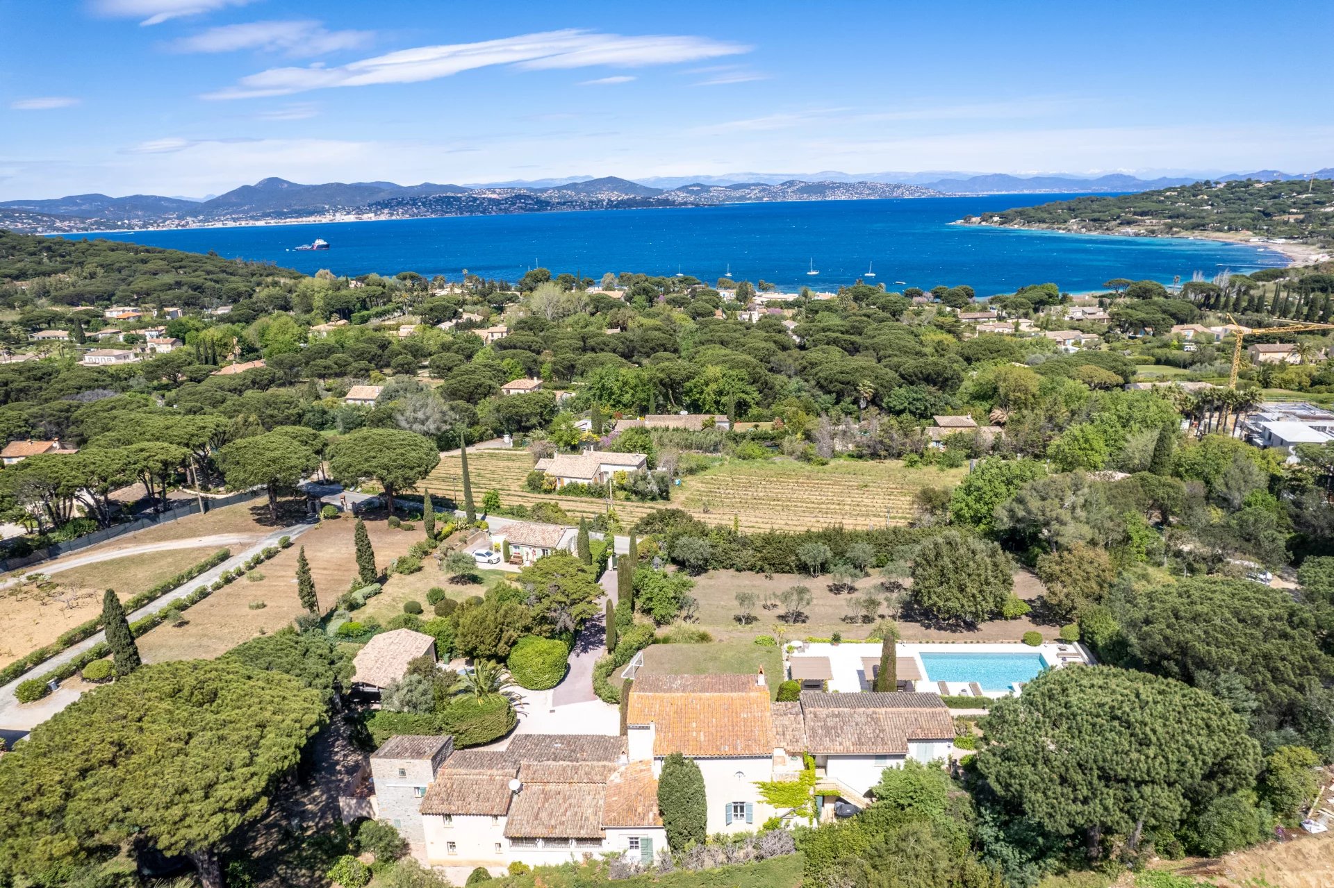 Capon, Bastide with sea view and swimming pool