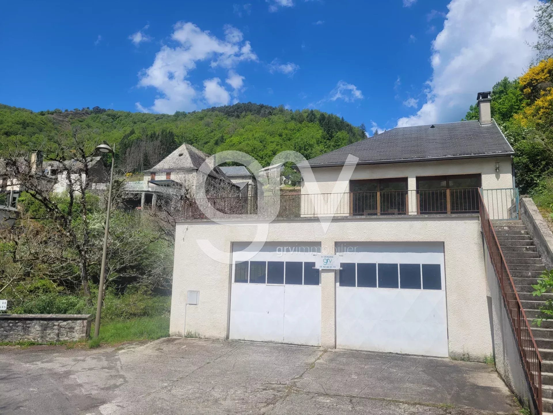 Agence immobilière de 