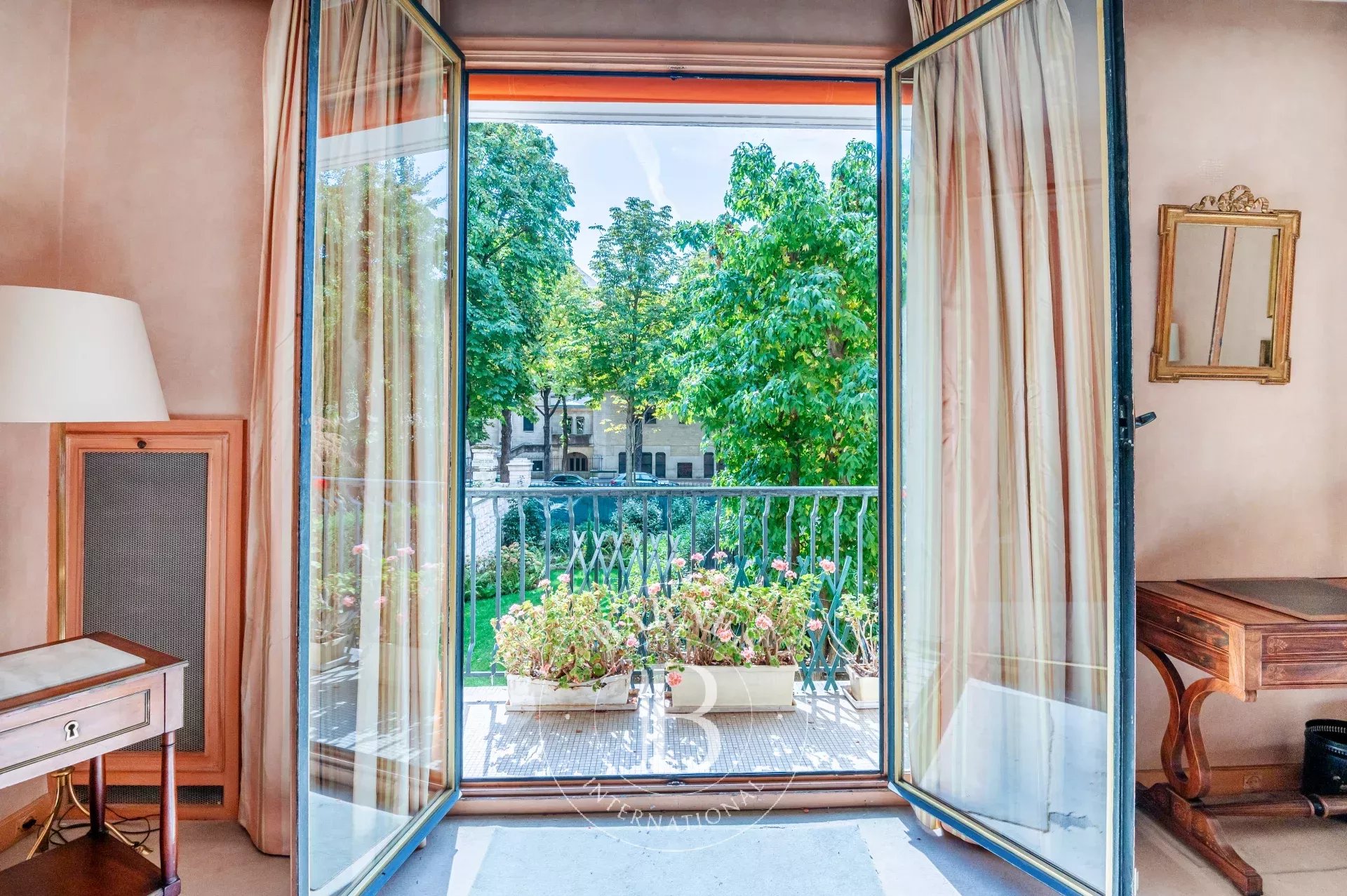 Квартира Neuilly-sur-Seine