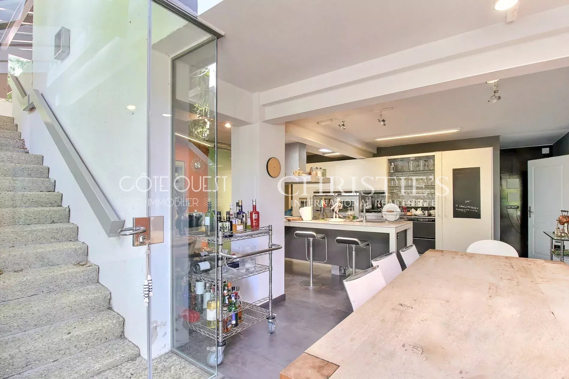 4 Bedroom Villa/Townhouse's Image 4