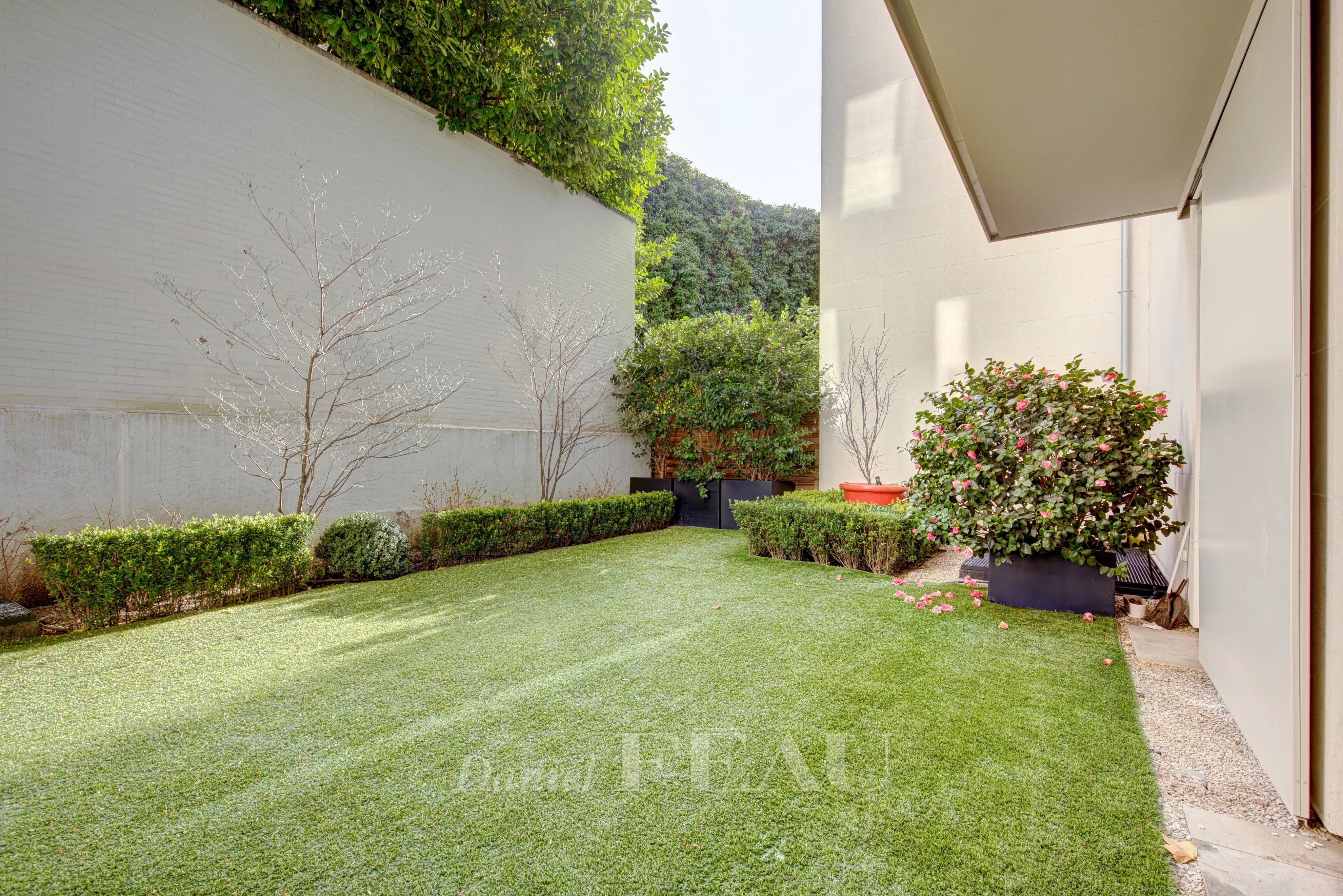 Paris XVIème - Muette, Rez de jardin, calme absolu, accessibilité PMR, 2 chambres