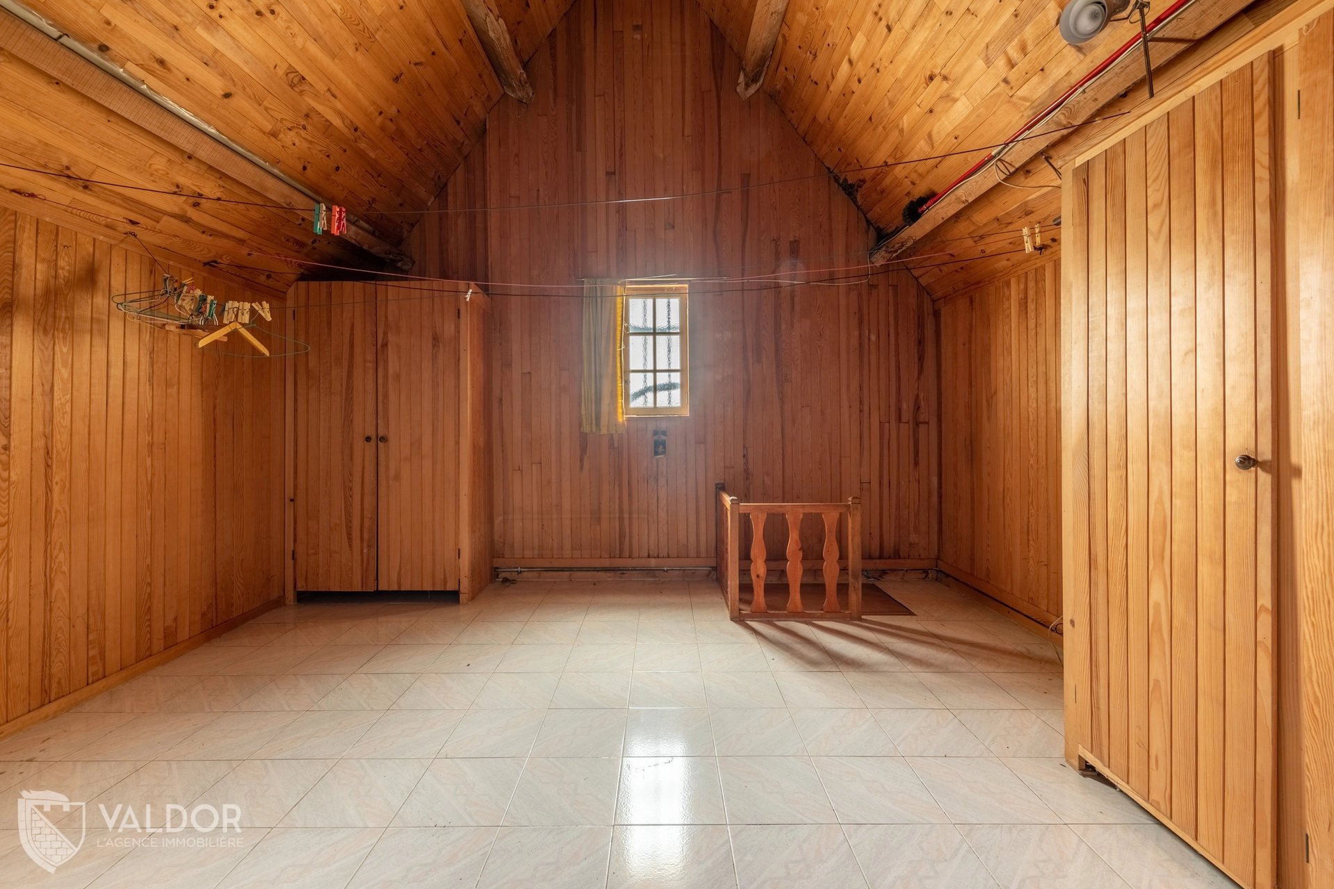 Maison atypique de 190 m² avec grand terrain