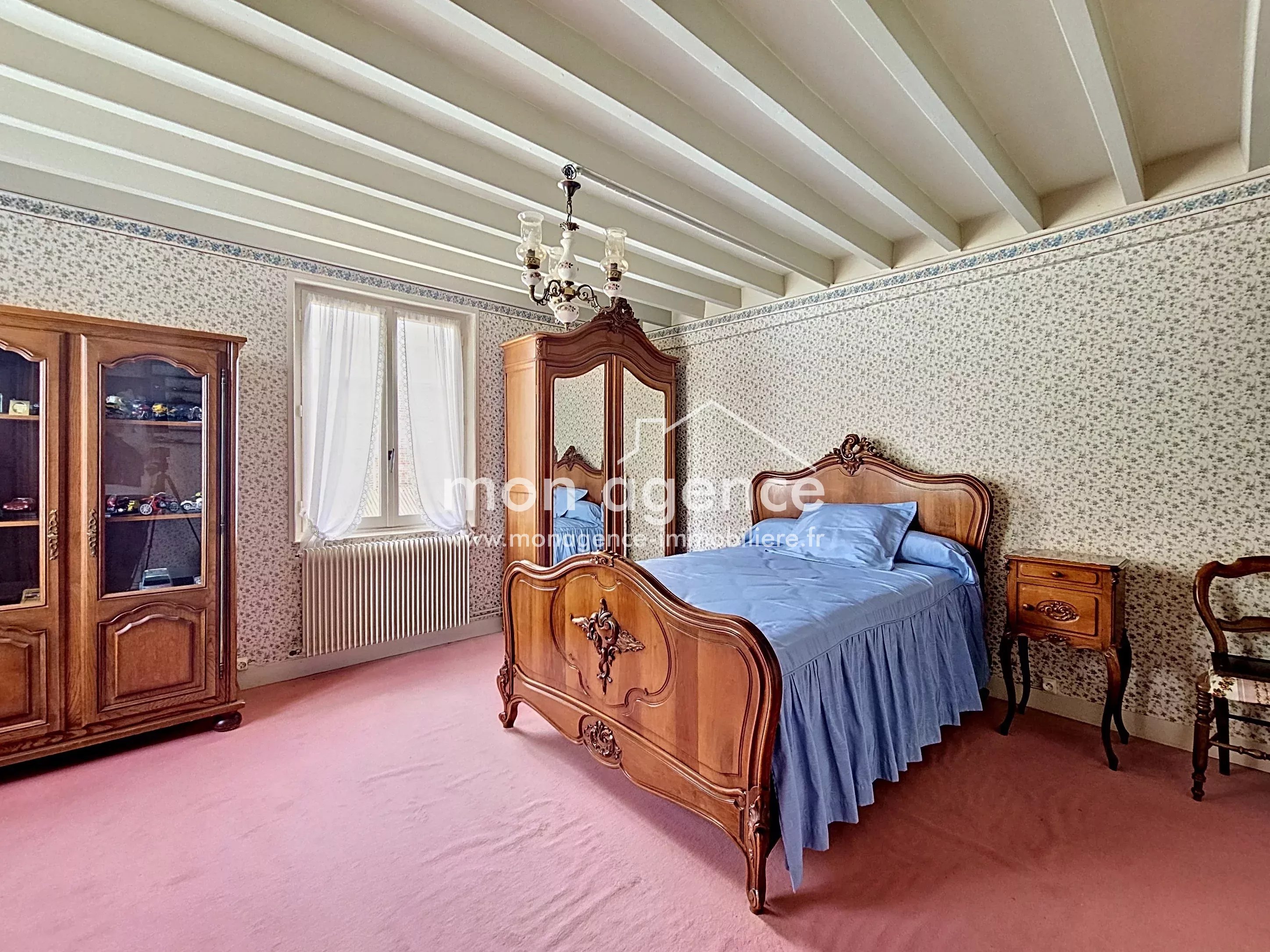 La Neuville-Chant-d'Oisel (76520), Maison de 159 m² et dépendances de 85 m² et 25 m²