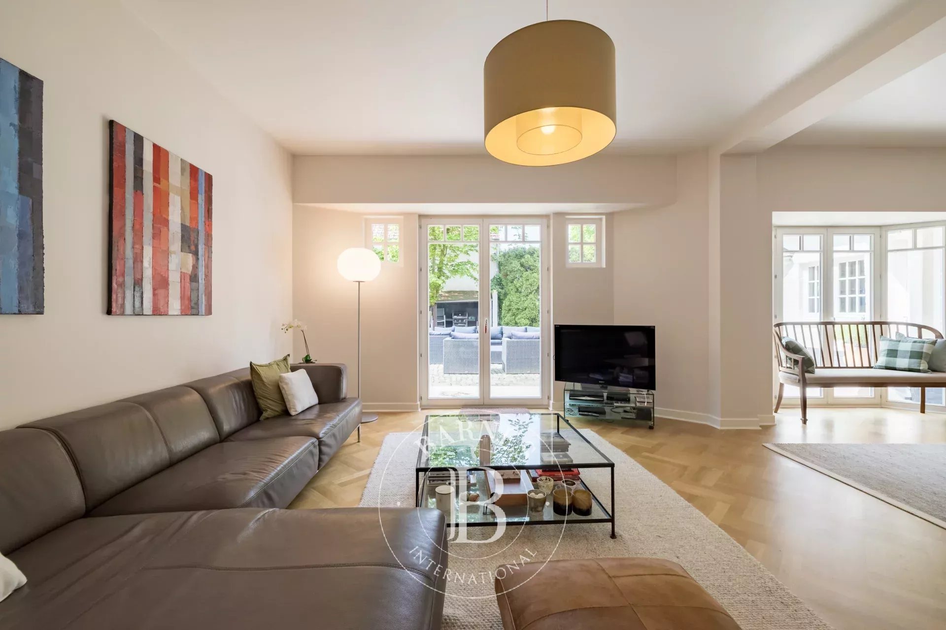 Charming villa in a sought-after neighborhood of Lasne.