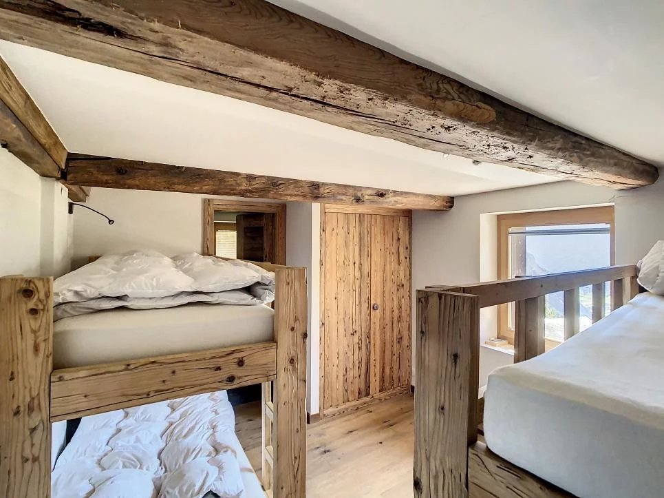 Grange luxueuse avec vue exceptionnelle