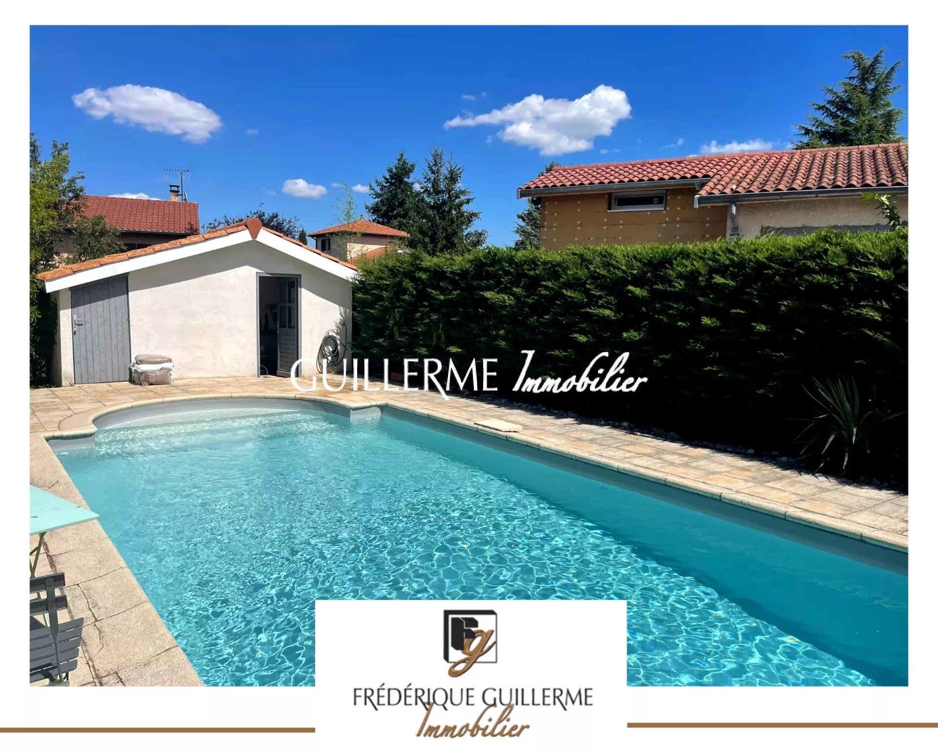 A VENDRE Grande maison meublée avec piscine