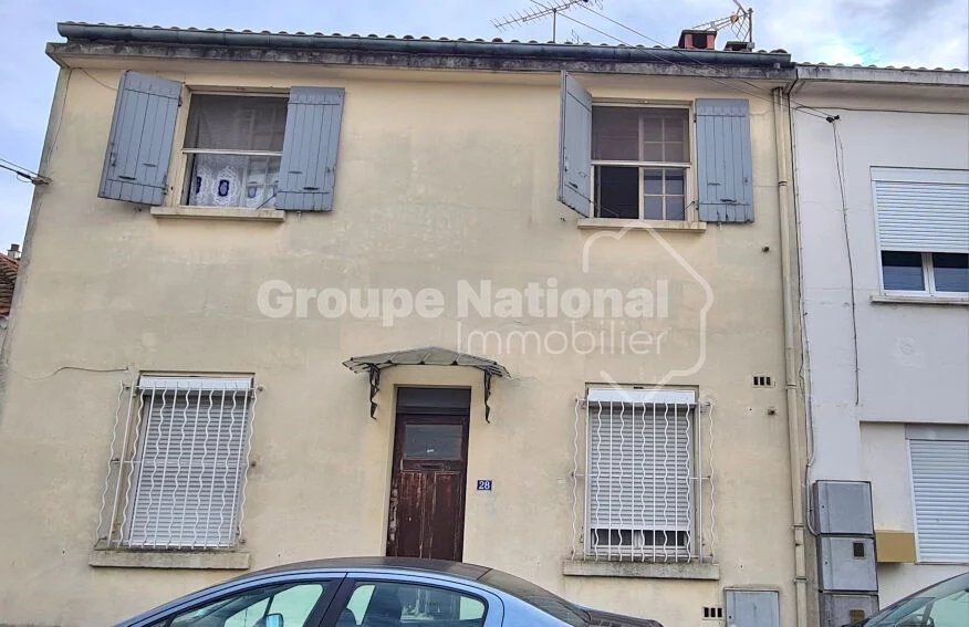 Maison à vendre et à rénover sur Monplaisir (2 appartements)