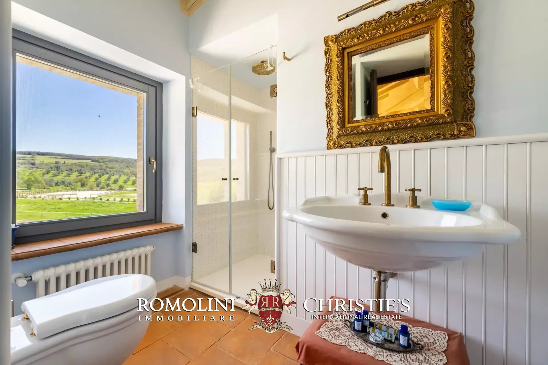 6 Bedroom Villa/Townhouse's Image 106