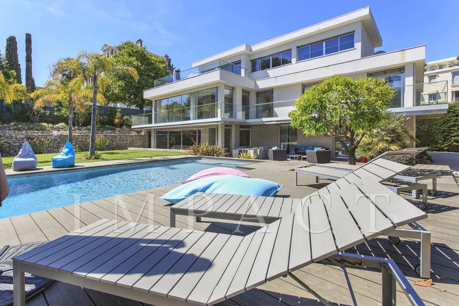 Villa avec piscine à louer Cannes