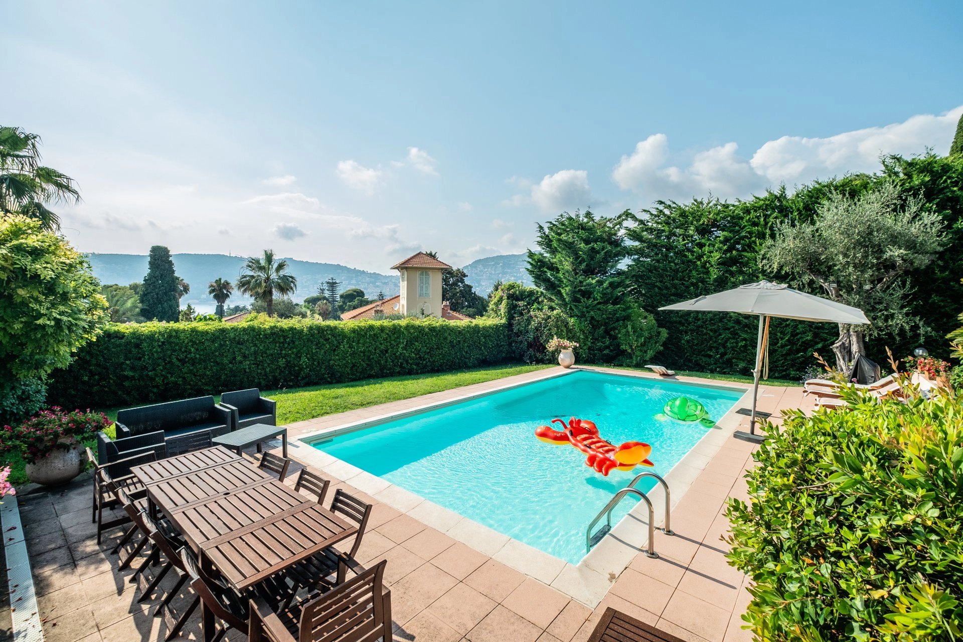1071601-Charmante villa provençale avec piscine
