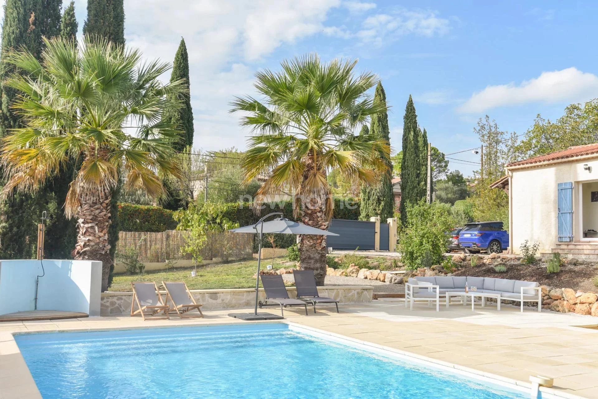Villa avec piscine à pied du village de Lorgues