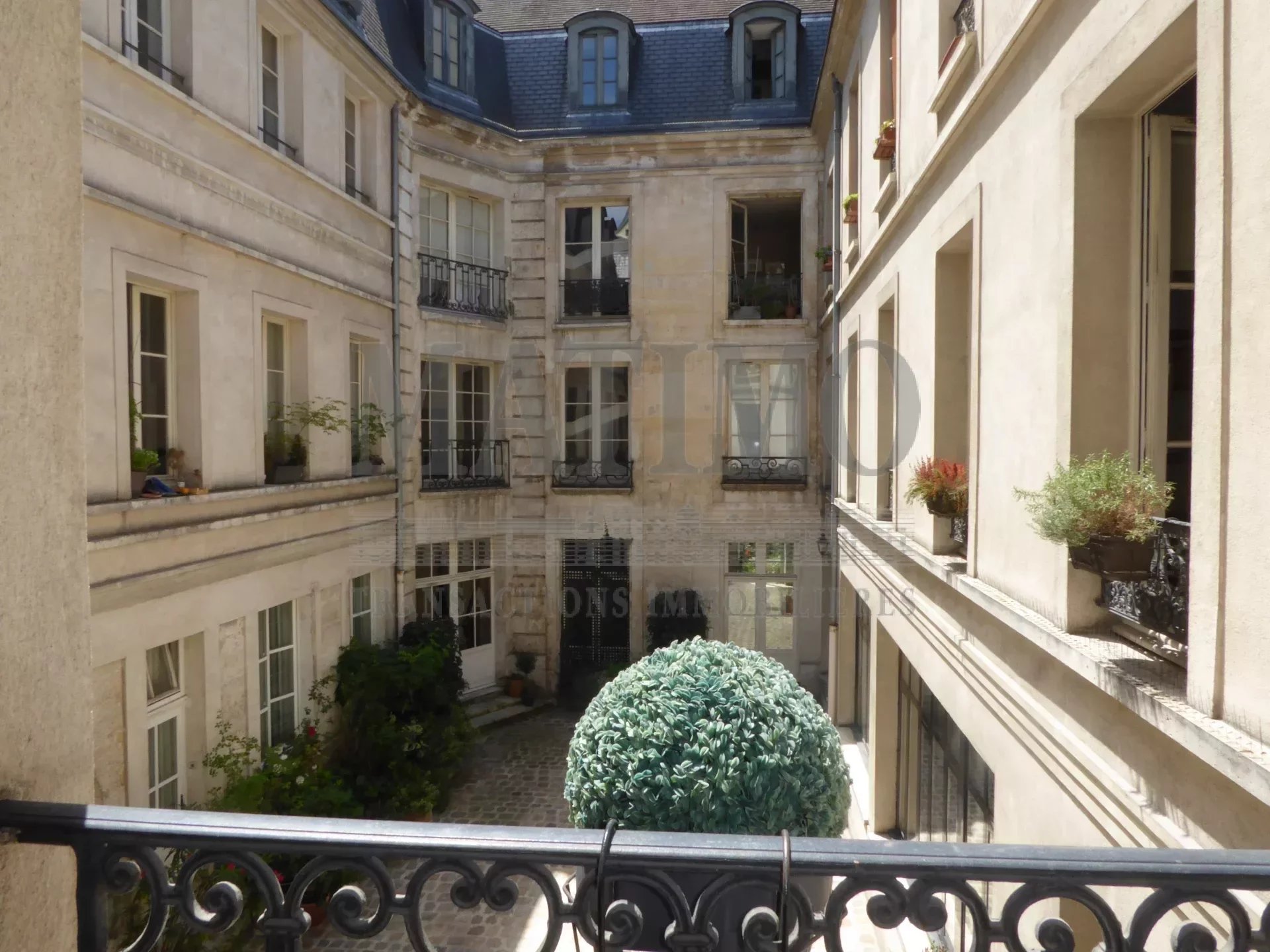 Location Appartement - Paris 3ème