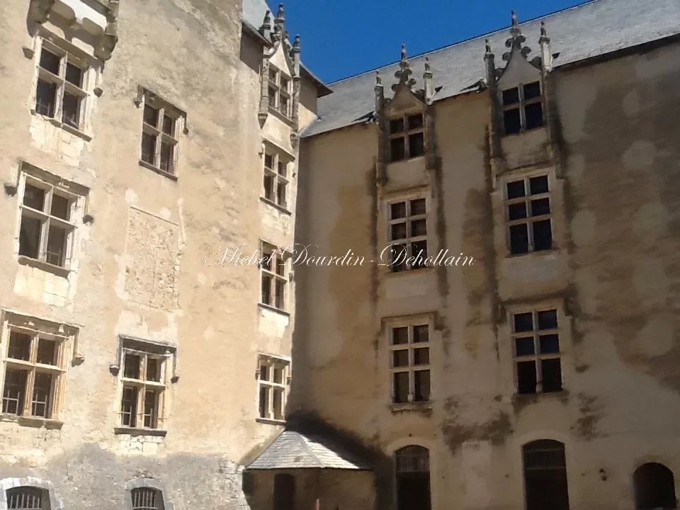Замок Gréoux-les-Bains