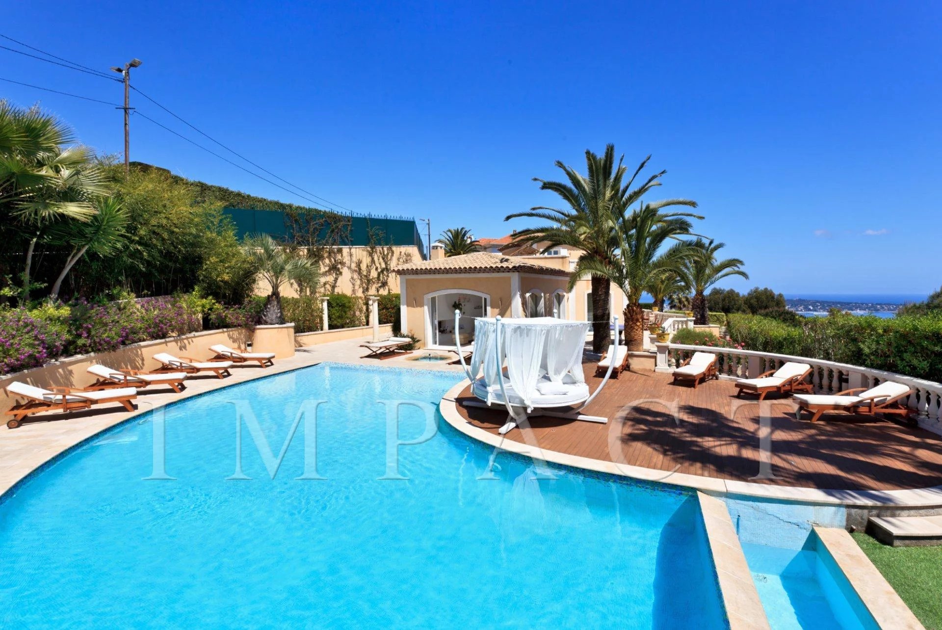 Villa in Cannes for rent sea view