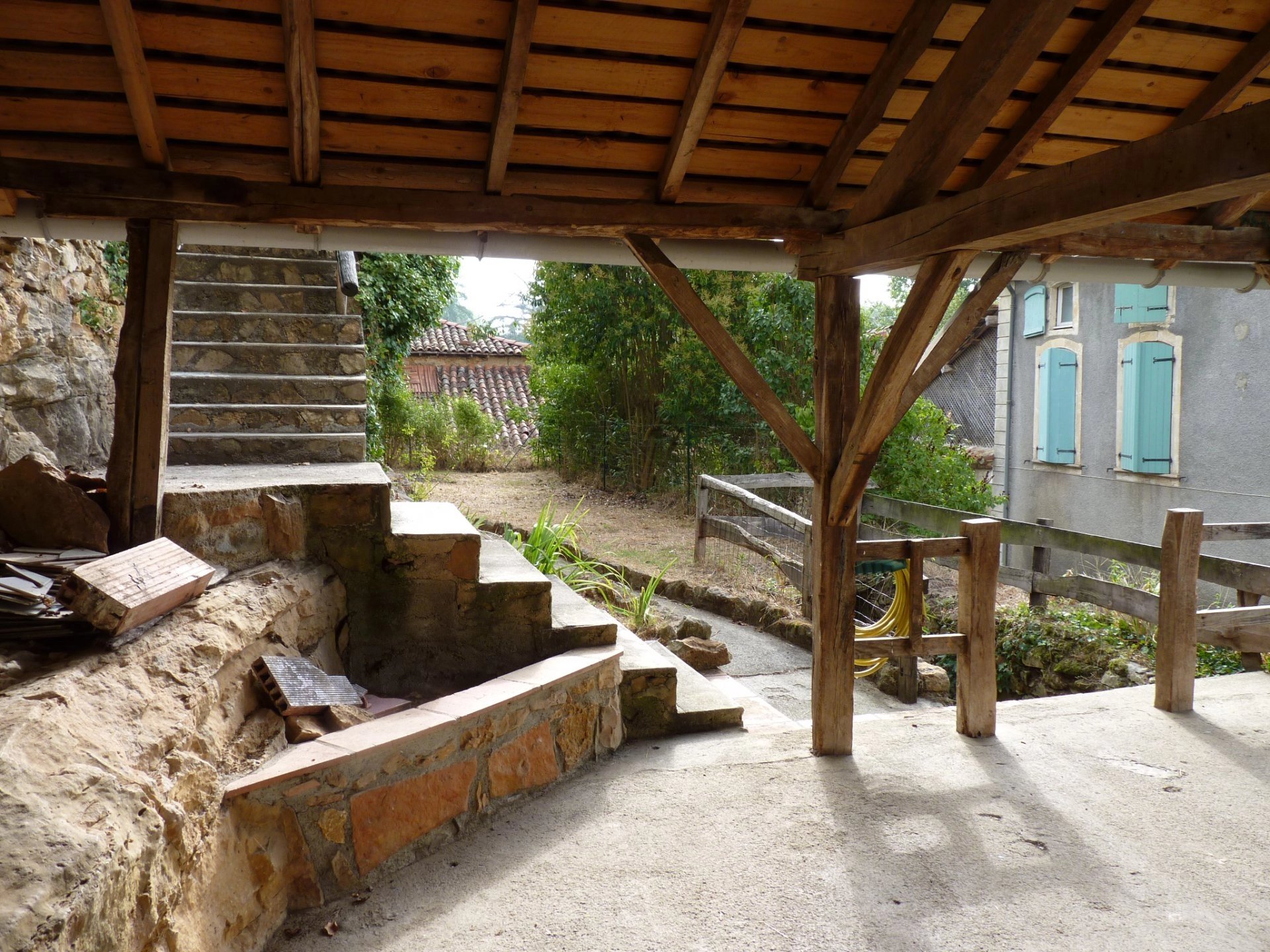 Proche d'Aurignac, maison de village 117 m²  avec jardin 561 m²