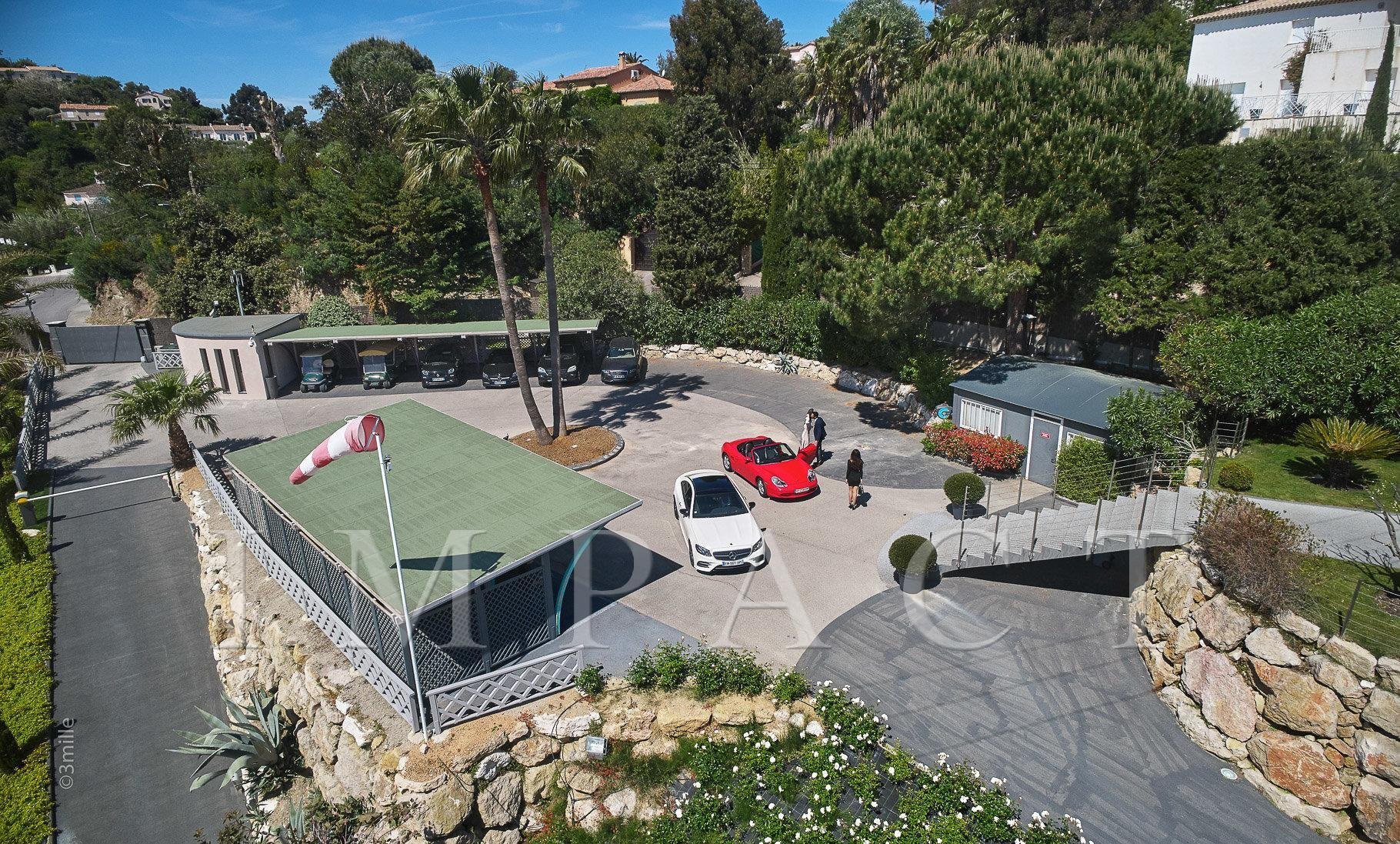 Magnificent private domain to rent of 20.000sqm - Super Cannes