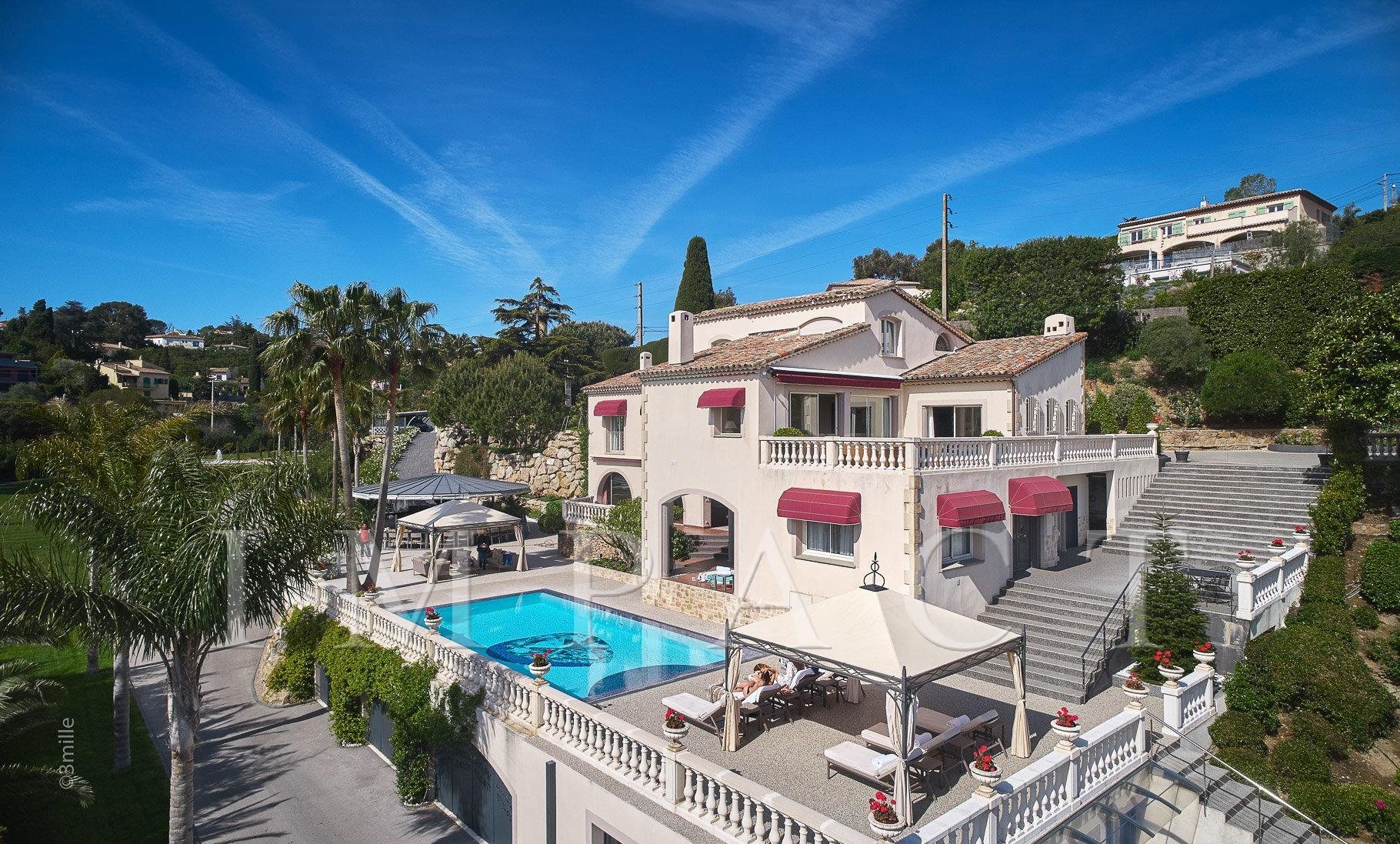 VACATION RENTAL 2 separate villas with heated pools CANNES
