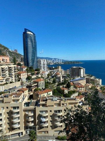 Immobiliare Beausoleil - In affitto, appartamento trilocale vicino a Monaco, con due terrazze, vista mare e parcheggio