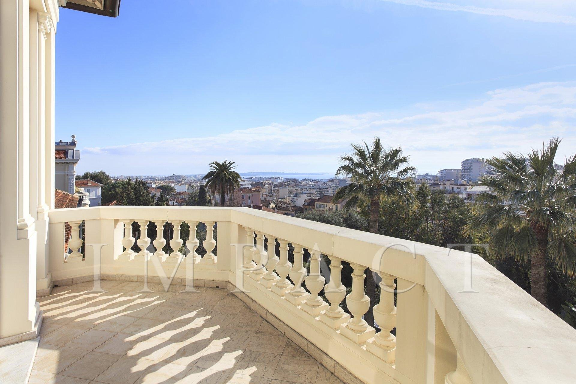 Luxury villa Sea View to rent in Cannes