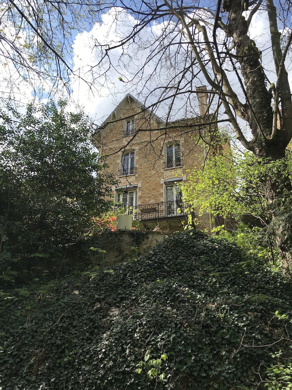 MAISON SUR UNE DES PLUS BELLES RUES DE BRUNOY