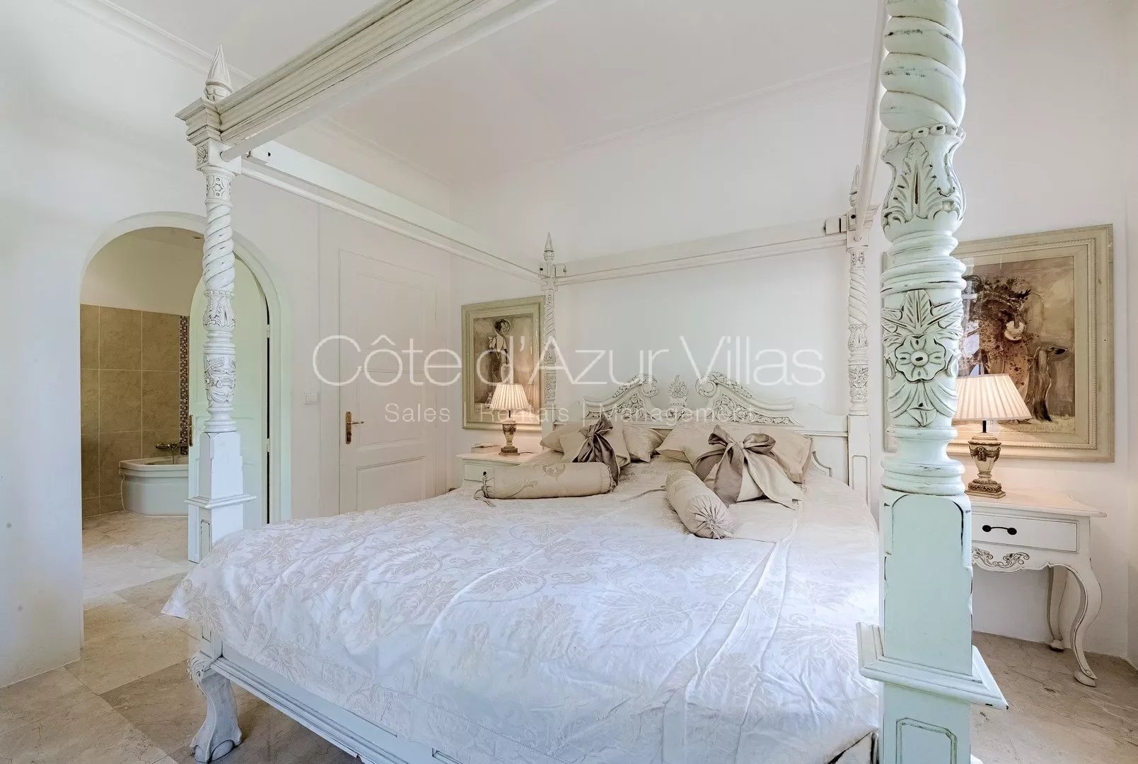 Cap d'Antibes - Stylish Villa, Walking Distance to the town and beach