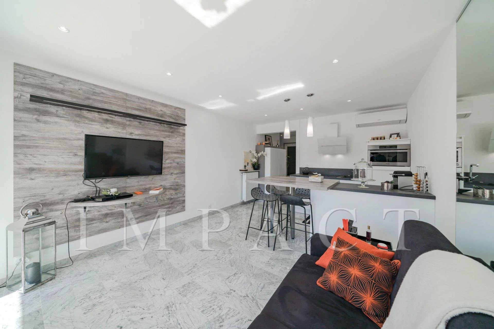 Living-room Kitchen bar Stainless steel Carpet Skylight Wooden floor