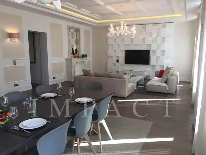Apartment to rent facing the Palais, Cannes