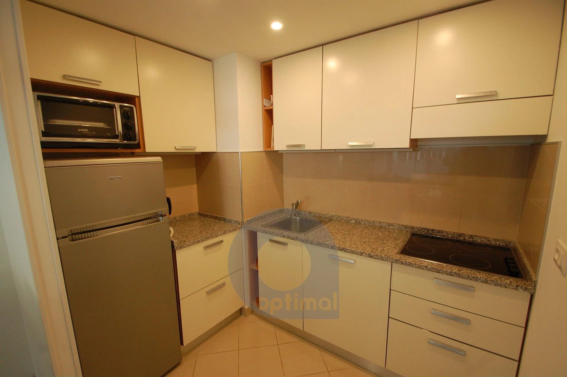 Beautiful 2rooms apartment with pool, terrace and private parking