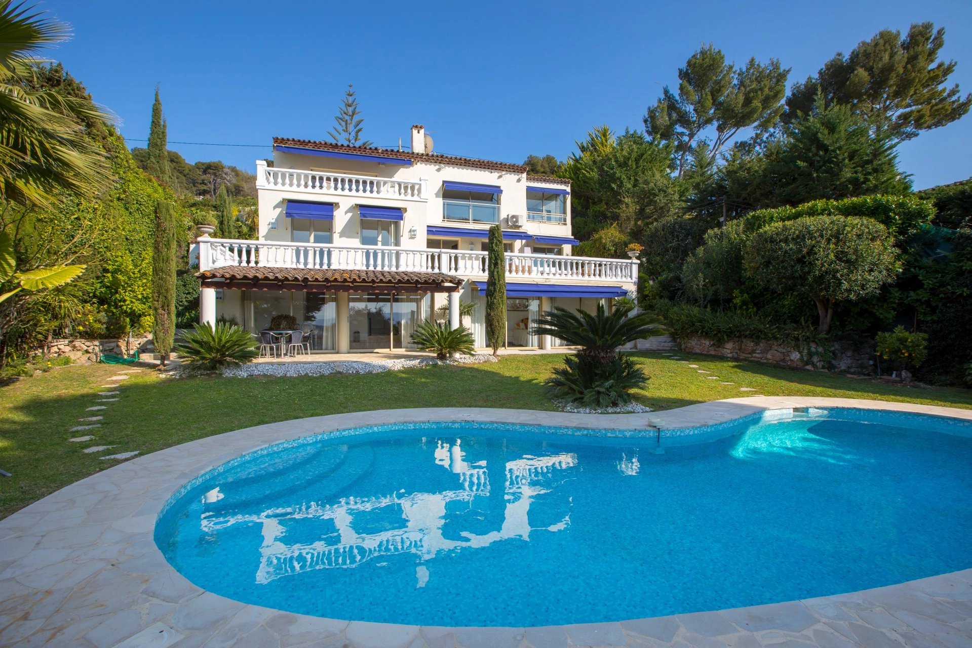 Seasonal rental Property Cannes