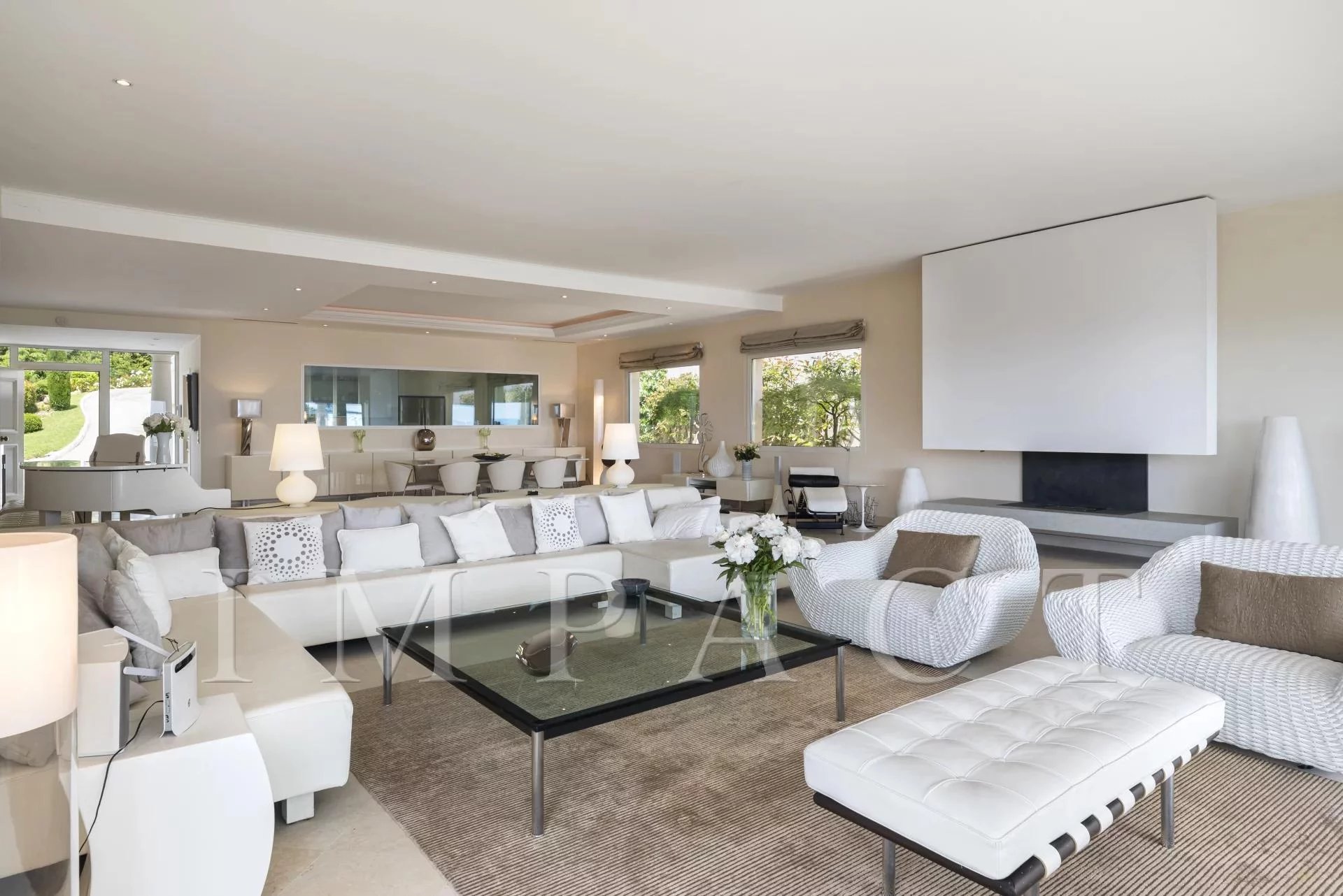 Superbe villa à louer sur les hauteurs de Cannes