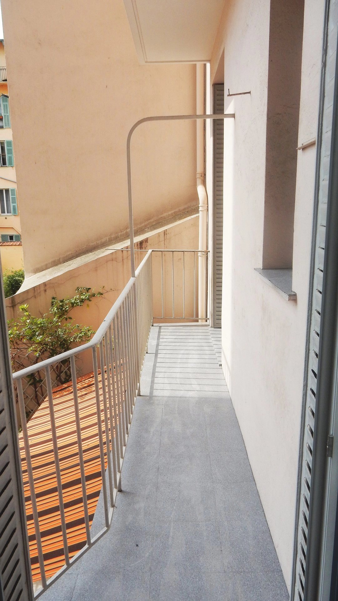 Location appartement 2 pièces 37.34 m² situé à Nice quartier Port