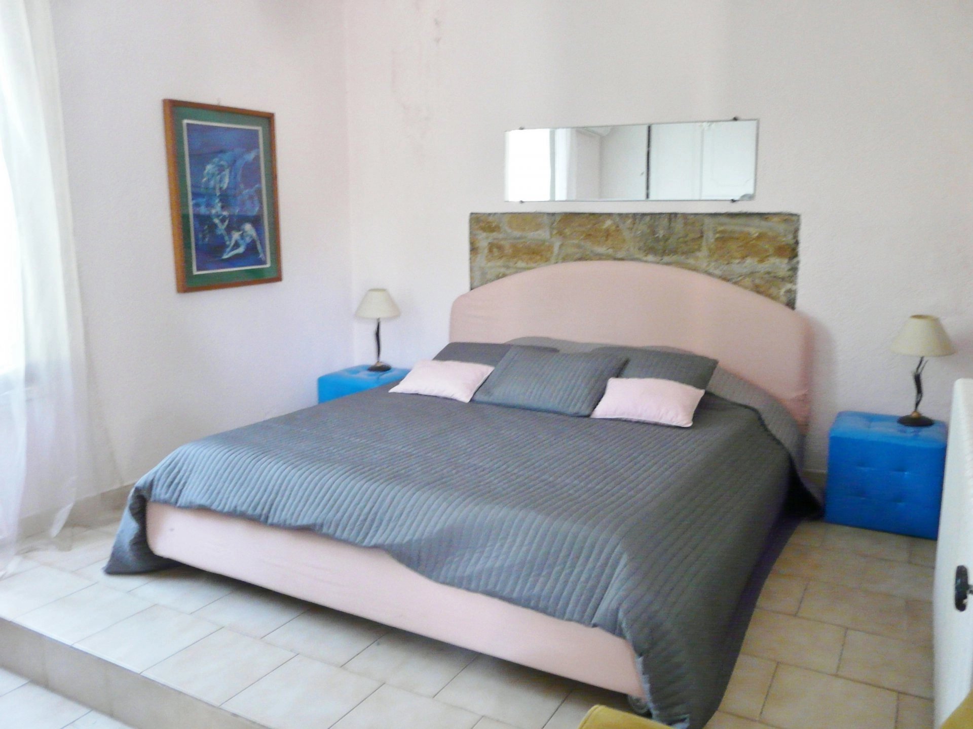 COMFORTABLE VILLA FOR A FAMILLY AT 25 METERS FROM THE SEA