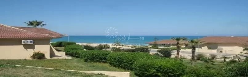Villa with sea view S 2 more located in front of the sea of ​​a very n
