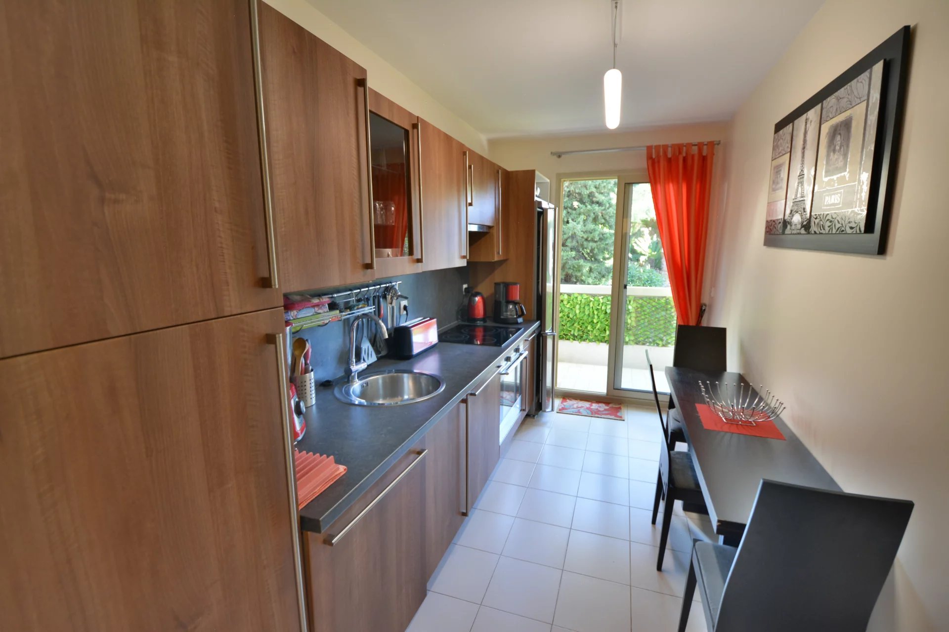 2 bedroom apartment - Juan les Pins- Rostagne